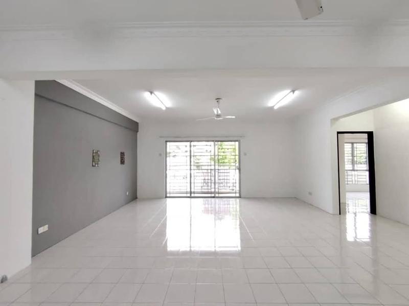 Corner Unit Apartment for Rent @ Vista Mahkota Cheras | 3R2B | Balcony | RM1,050/month