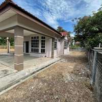 Single Storey Bungalow House for Sale in Taman Sri Idaman, Bintong, Kangar, Perlis, Malaysia Property | Freehold Individual Title with Spacious Land