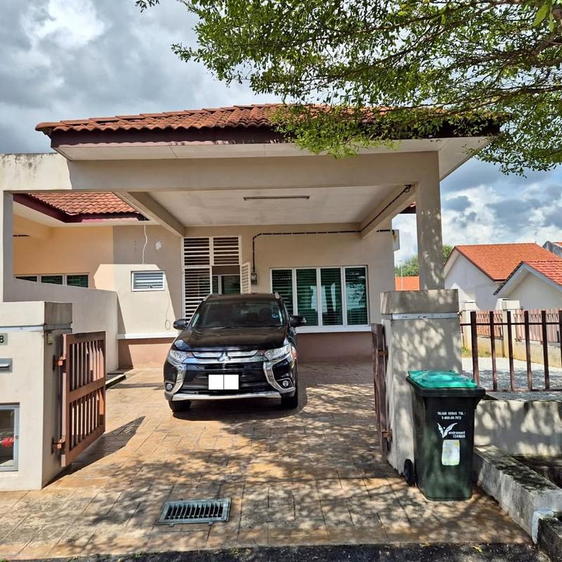 Corner Lot House For Rent @ Hi-Tech Park, Kulim | 3 Bed 2 Bath | 1600 sqft | RM1200