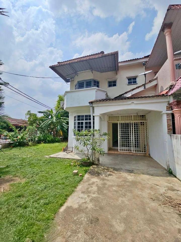 Double Storey Corner Lot For Rent @ Kulim Square | Fully Furnished | 4 Bed 3 Bath | RM1700