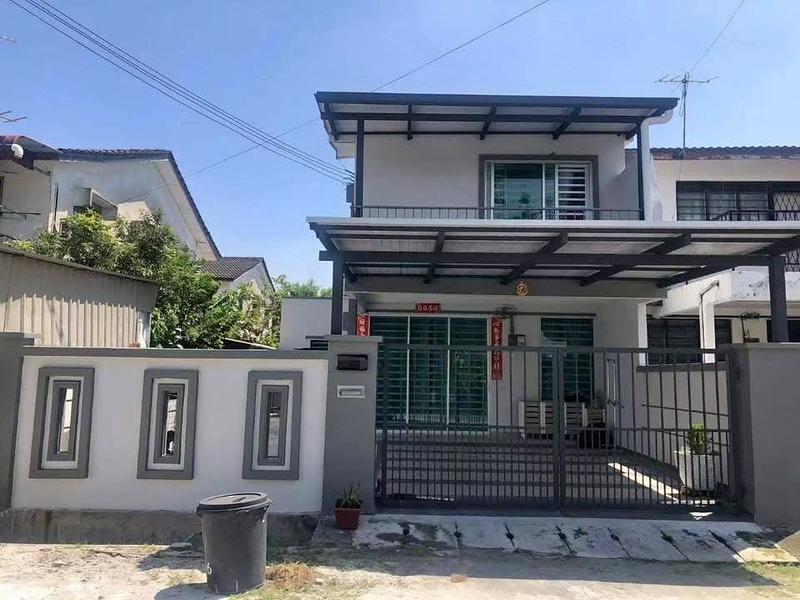 Double Storey Intermediate Corner House For Rent @ Bercham | Partial Furnished | 4 Bed 2 Bath | RM1380