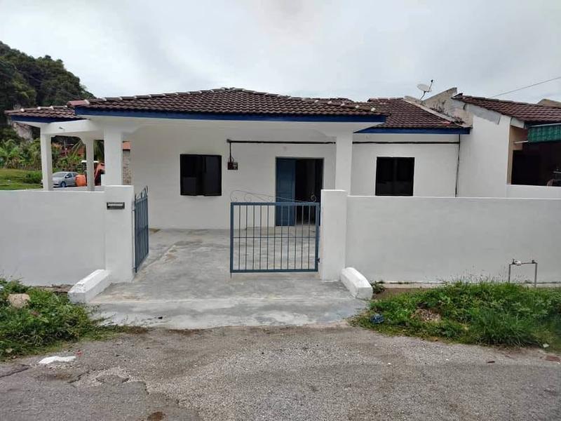 RM700 Corner House in Bercham | 3000 sqft | Renovated | Strategic Location