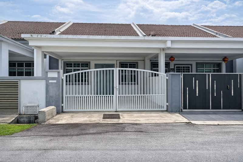 Single storey @ Tanjung Minyak